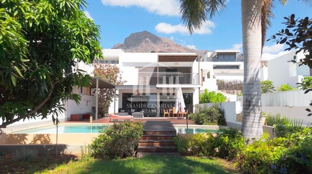 4 sypialnia Willa na sprzedaż w El Madroñal, Adeje z basenem garażem - 2 730 000 € (Ref: 9752388)