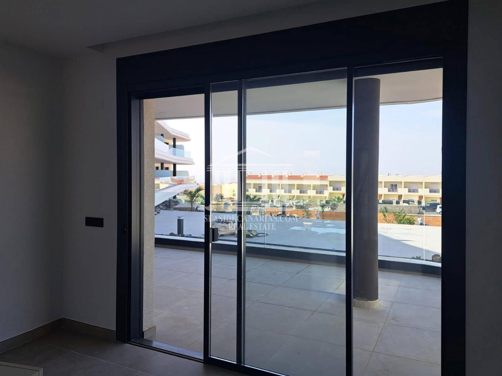 2 bedroom Flat for sale in Costa Adeje with pool garage - € 550,000 (Ref: 9753702)