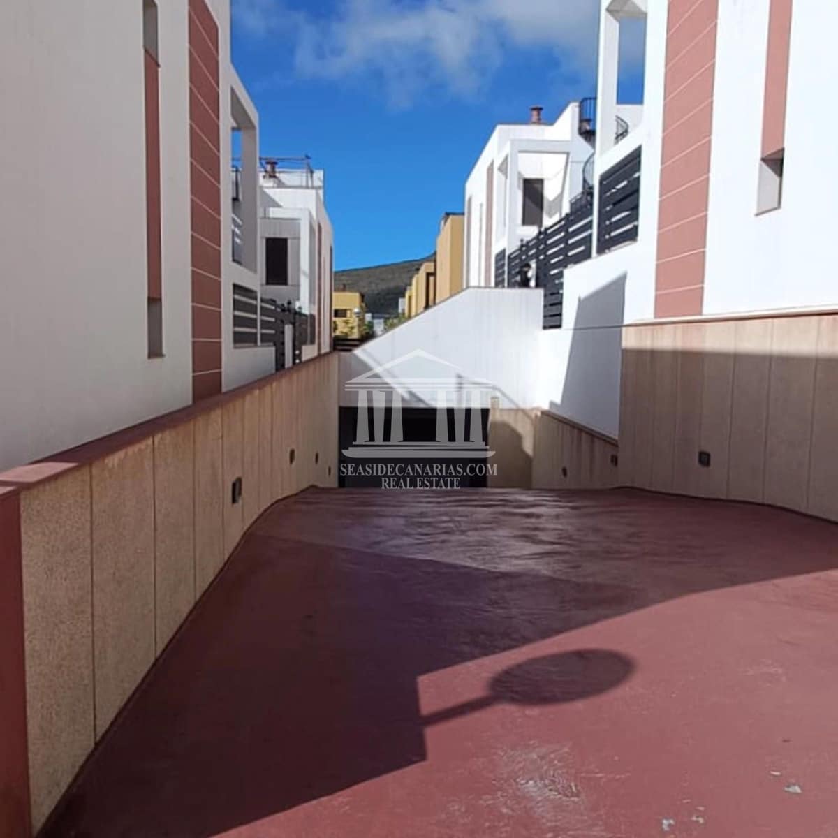 3 slaapkamer Penthouse te koop in Arona met garage - € 325.000 (Ref: 9753703)