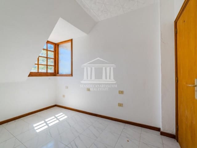 10 sypialnia Willa na sprzedaż w Icod de los Vinos - 559 000 € (Ref: 9753706)