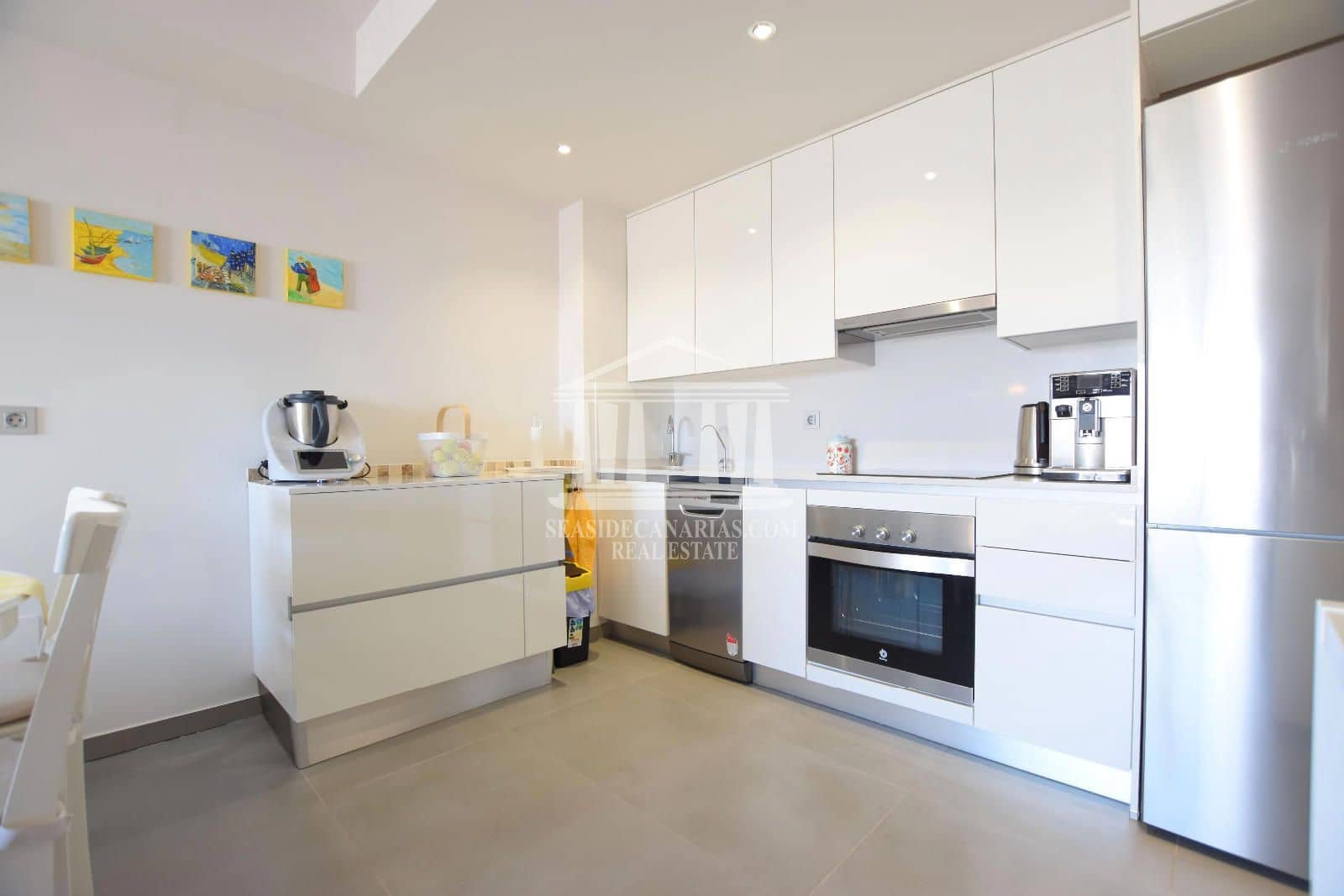 1 slaapkamer Flat te koop in La Tejita met zwembad garage - € 330.000 (Ref: 9753707)