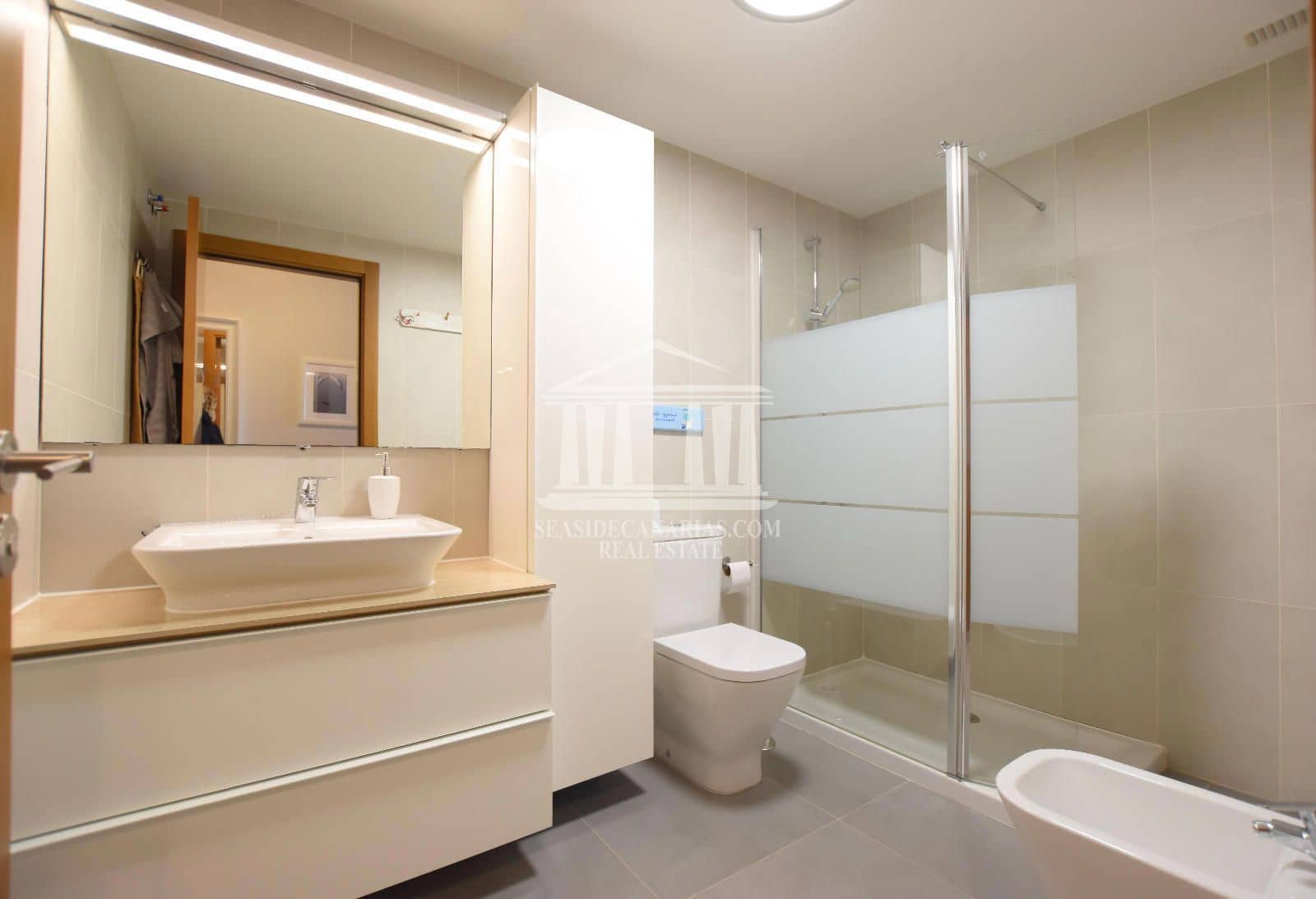 1 slaapkamer Flat te koop in La Tejita met zwembad garage - € 330.000 (Ref: 9753707)