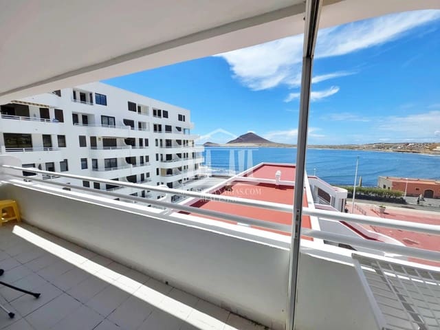 2 chambre Appartement à vendre à El Medano, Granadilla de Abona avec piscine - 579 500 € (Ref: 9753708)