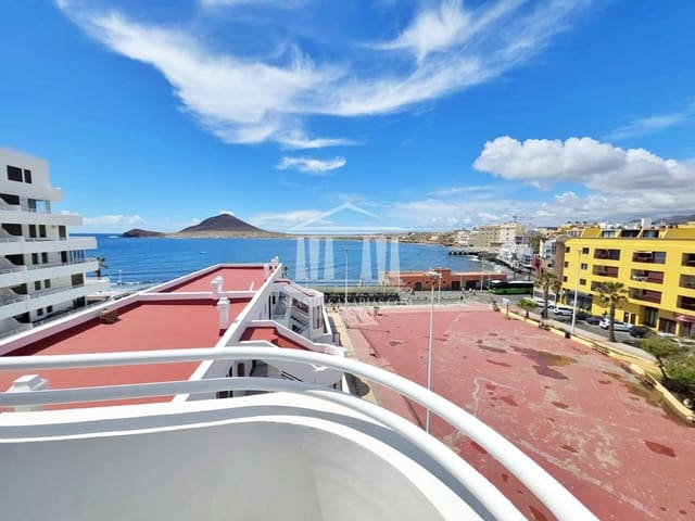 2 chambre Appartement à vendre à El Medano, Granadilla de Abona avec piscine - 579 500 € (Ref: 9753708)