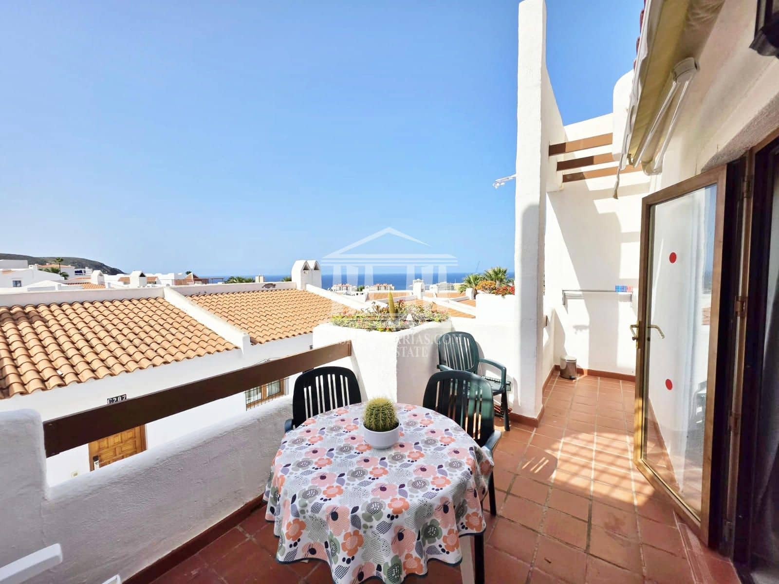 1 soverom Leilighet til salgs i Los Cristianos med svømmebasseng - € 232 000 (Ref: 9753709)