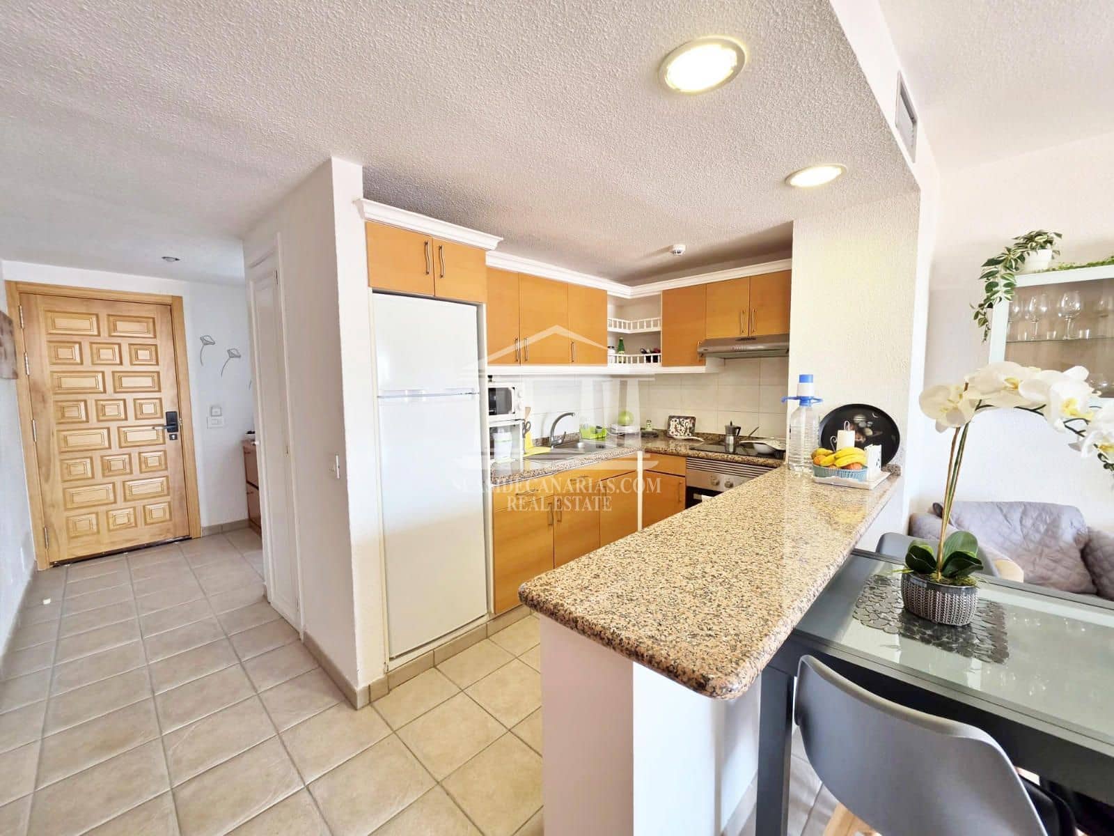 1 soverom Leilighet til salgs i Los Cristianos med svømmebasseng - € 232 000 (Ref: 9753709)