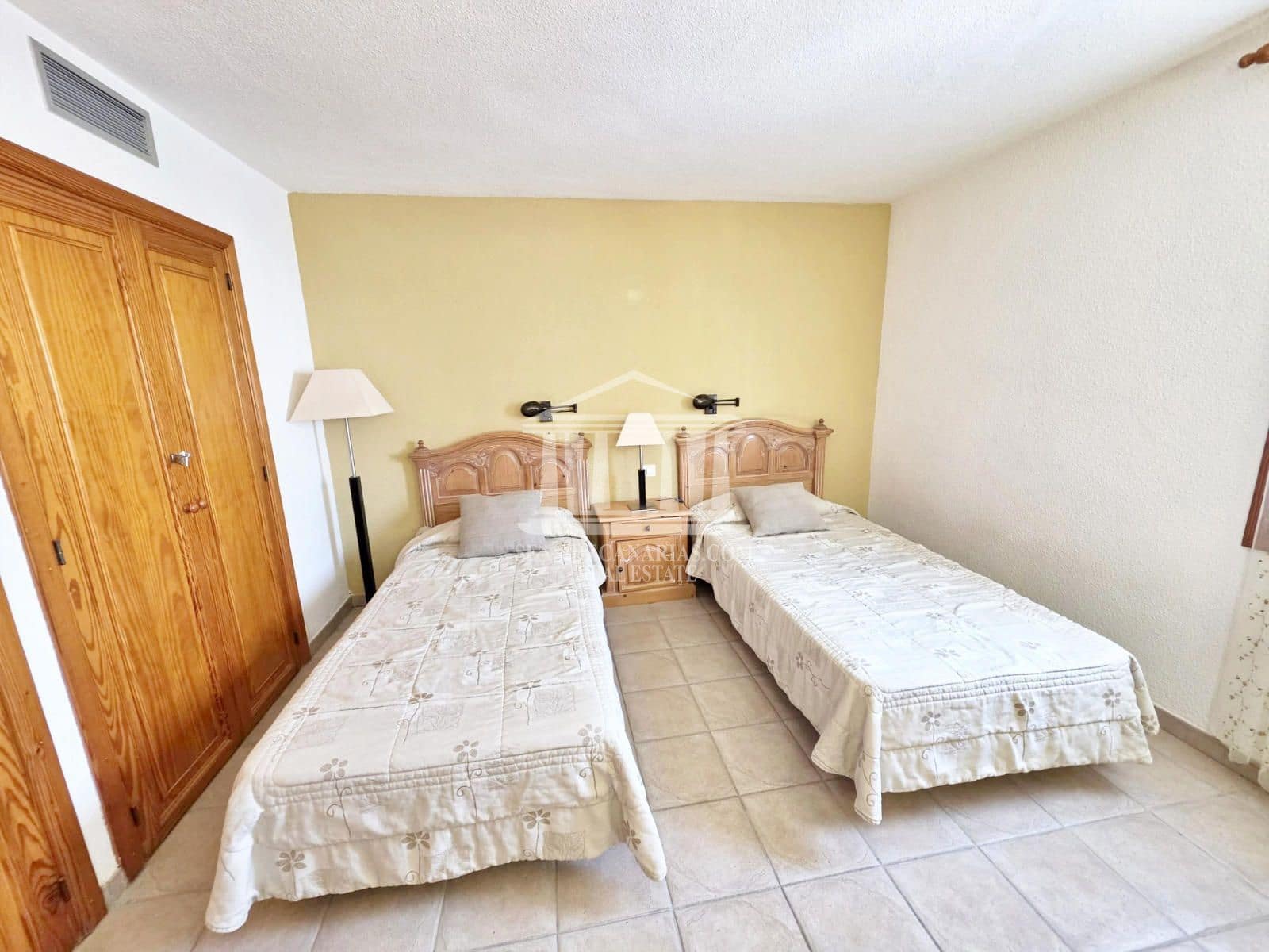 1 soverom Leilighet til salgs i Los Cristianos med svømmebasseng - € 232 000 (Ref: 9753709)