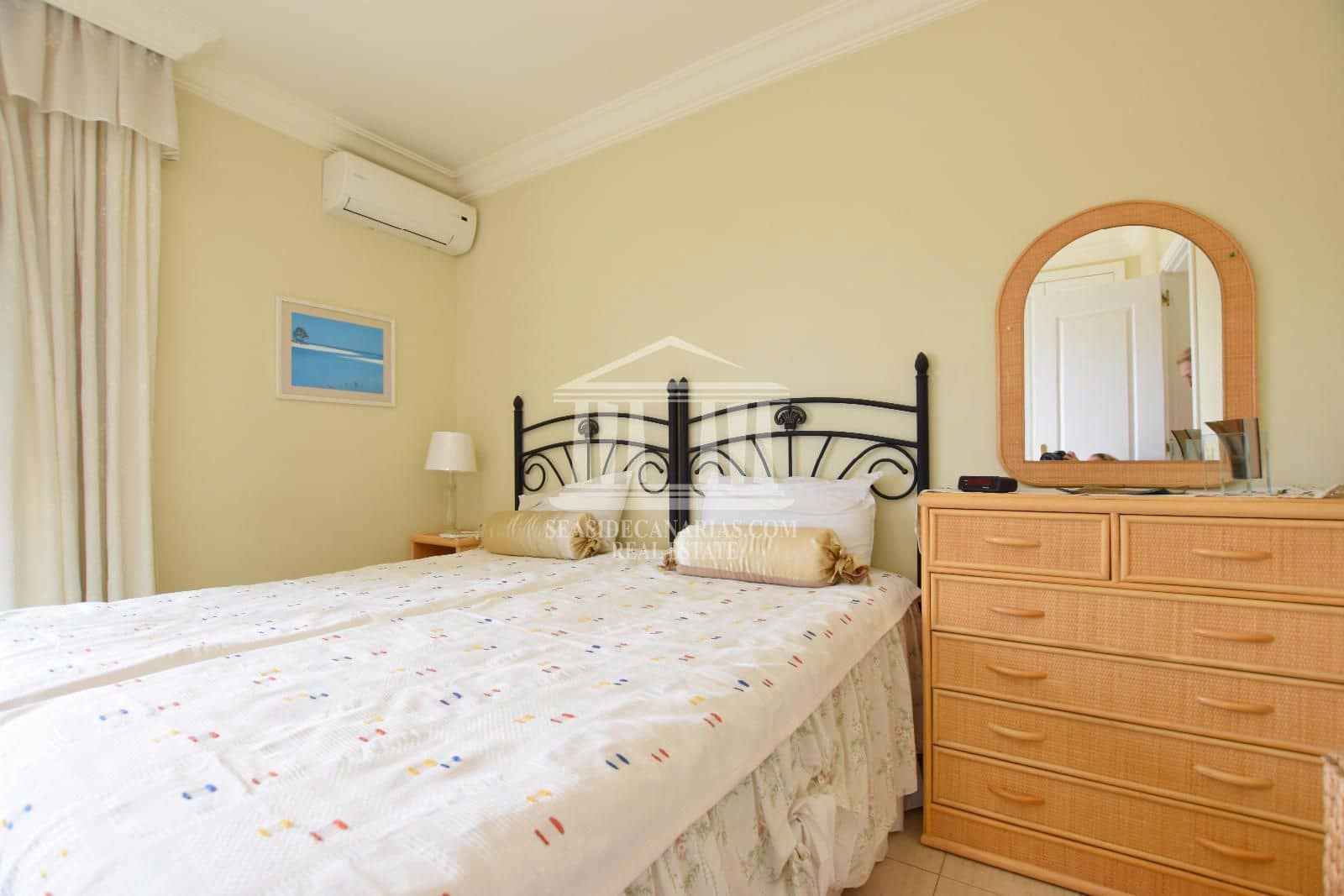 2 makuuhuone Omakotitalo myytävänä paikassa Chayofa mukana 
autotalli - 389 000 € (Ref: 9805626)