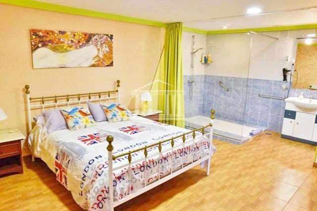 12 slaapkamer Villa te koop in El Medano, Granadilla de Abona met zwembad - € 1.750.000 (Ref: 9819275)