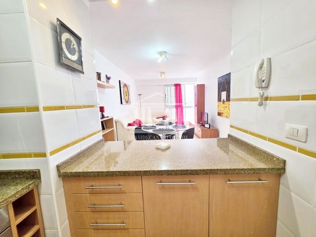 1 slaapkamer Penthouse te koop in El Medano, Granadilla de Abona met garage - € 305.000 (Ref: 9839648)