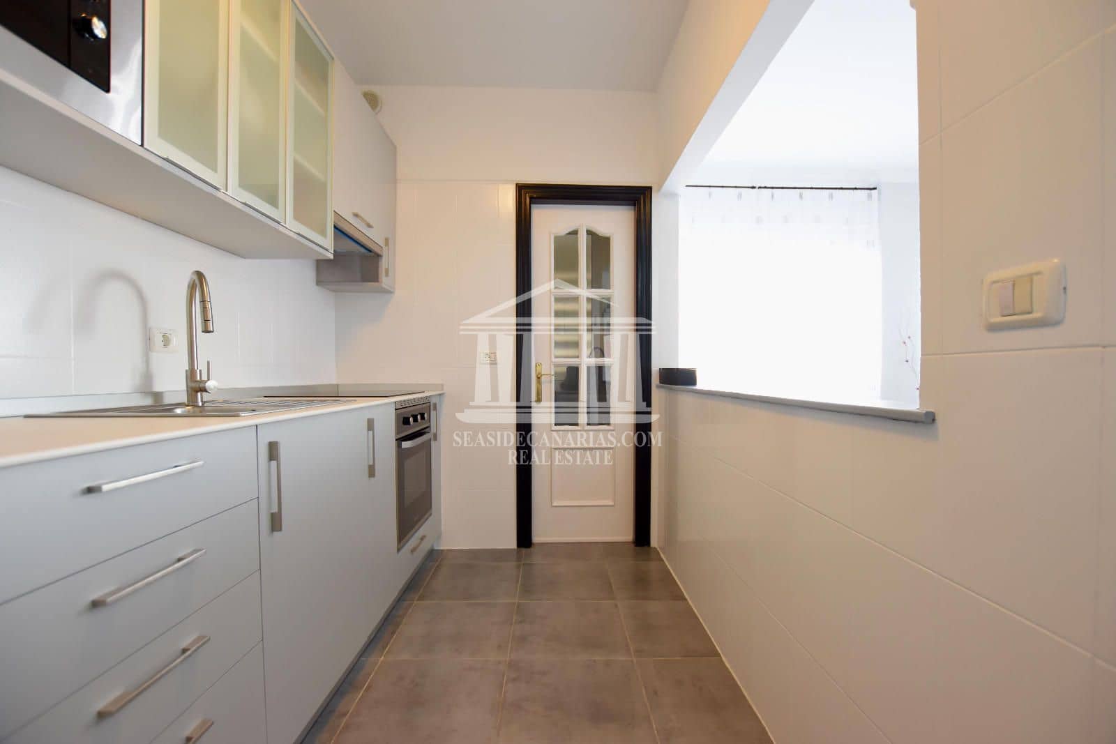 1 bedroom Flat for sale in San Isidro de Abona - € 149,000 (Ref: 9866369)