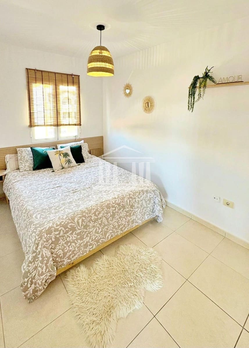 Ático de 1 habitación en Los Abrigos en venta - 239.000 € (Ref: 9897134)