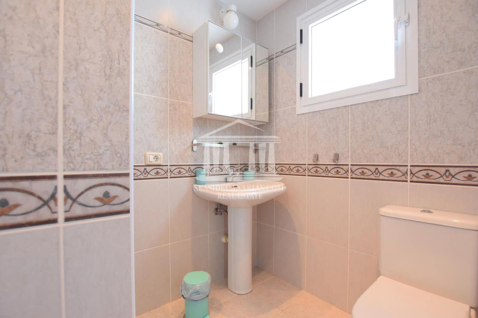 2 chambre Maison de Ville à vendre à San Miguel de Abona avec piscine - 350 000 € (Ref: 9918935)