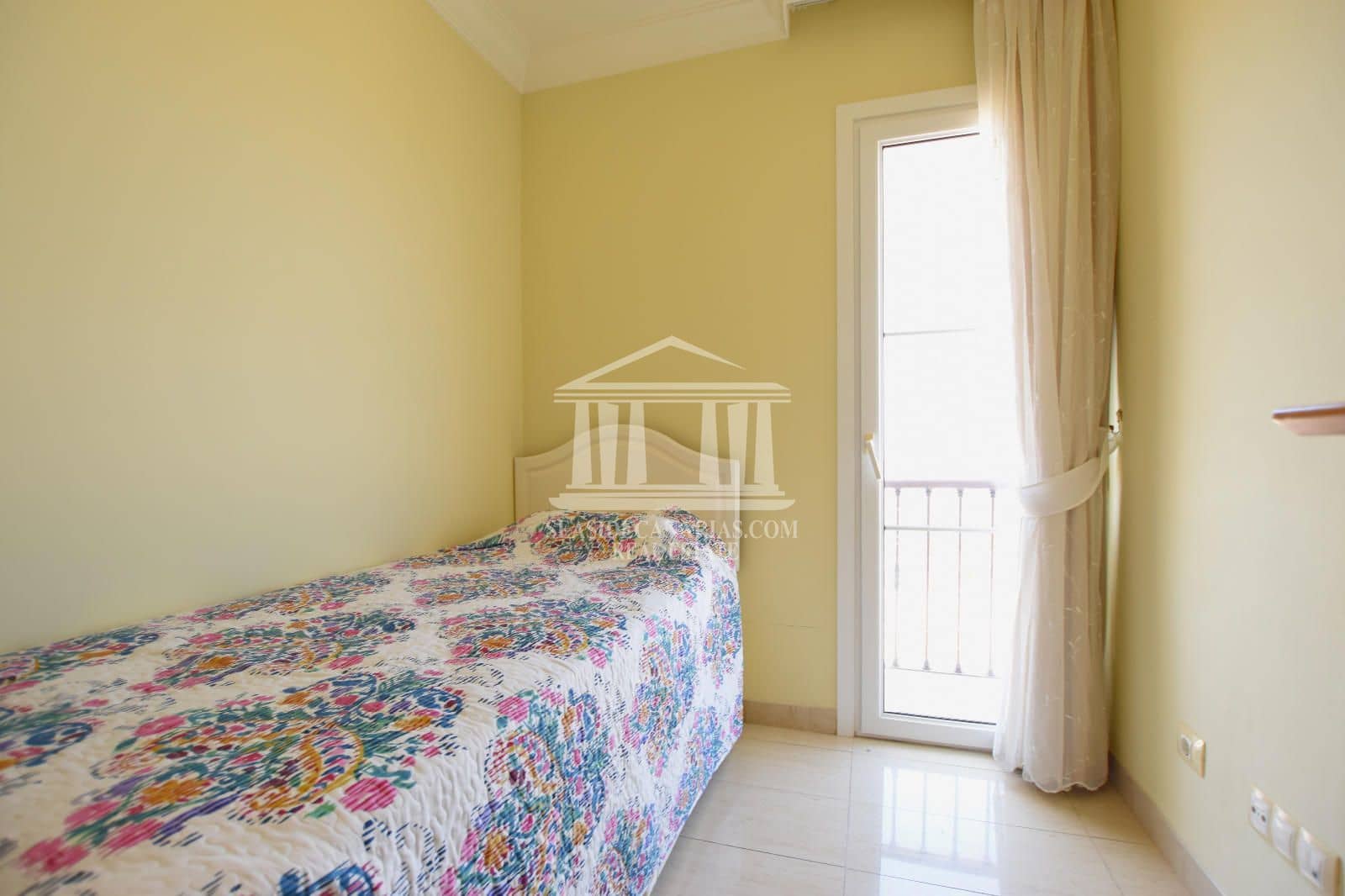 3 sypialnia Dom na sprzedaż w Chayofa z garażem - 449 000 € (Ref: 9946656)