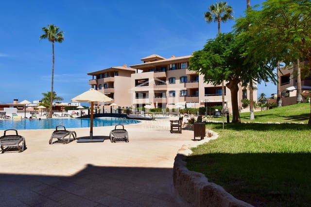 3 chambre Maison de Ville à vendre à Playa Paraiso, Adeje avec piscine garage - 785 000 € (Ref: 9961817)