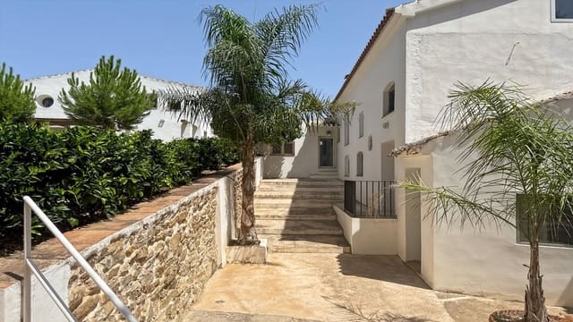 5 chambre Finca/Maison de Campagne à vendre à Villanueva del Rosario avec piscine - 988 000 € (Ref: 10021231)