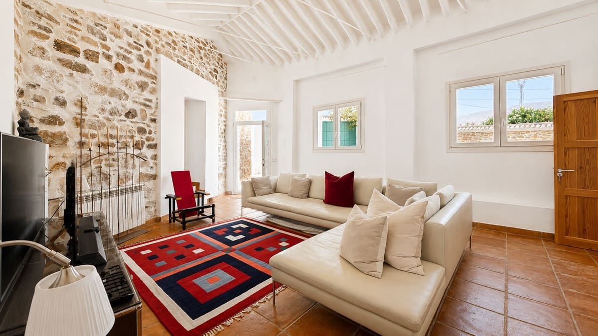 5 chambre Finca/Maison de Campagne à vendre à Villanueva del Rosario avec piscine - 988 000 € (Ref: 10021231)
