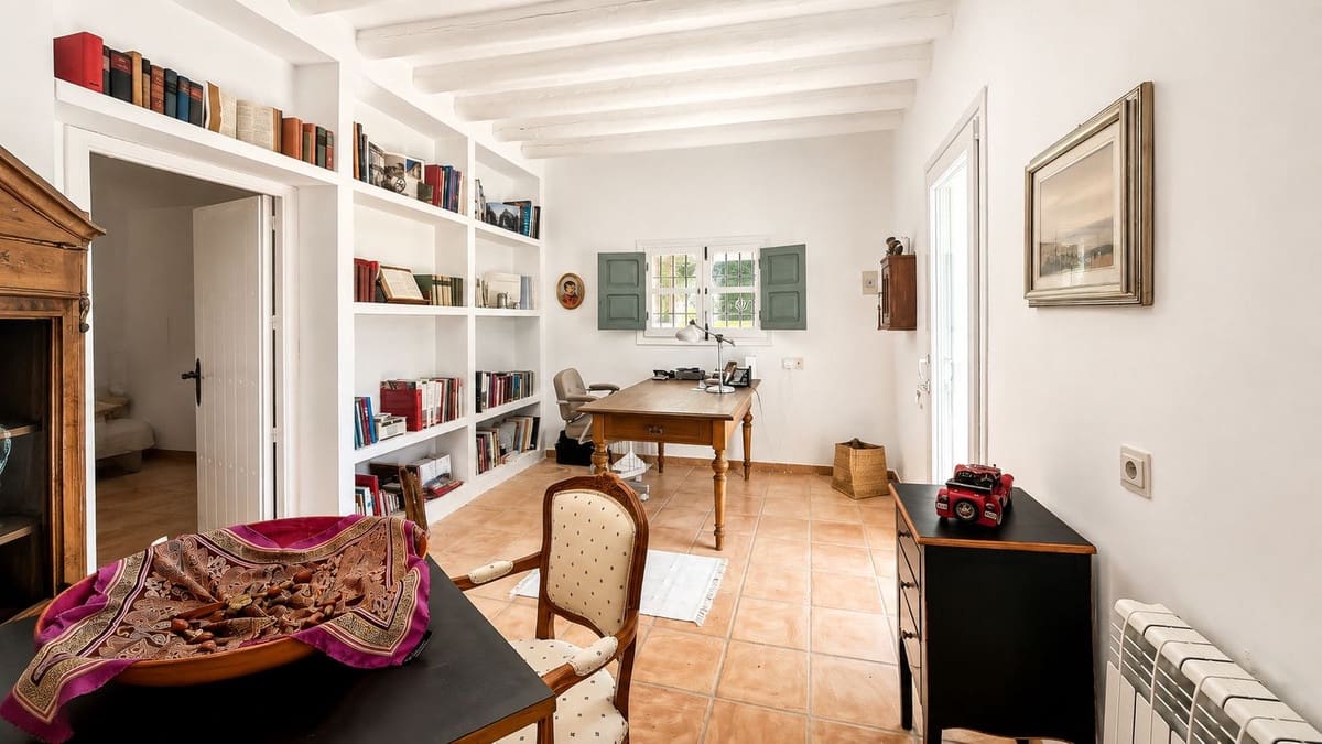 5 chambre Finca/Maison de Campagne à vendre à Villanueva del Rosario avec piscine - 988 000 € (Ref: 10021231)