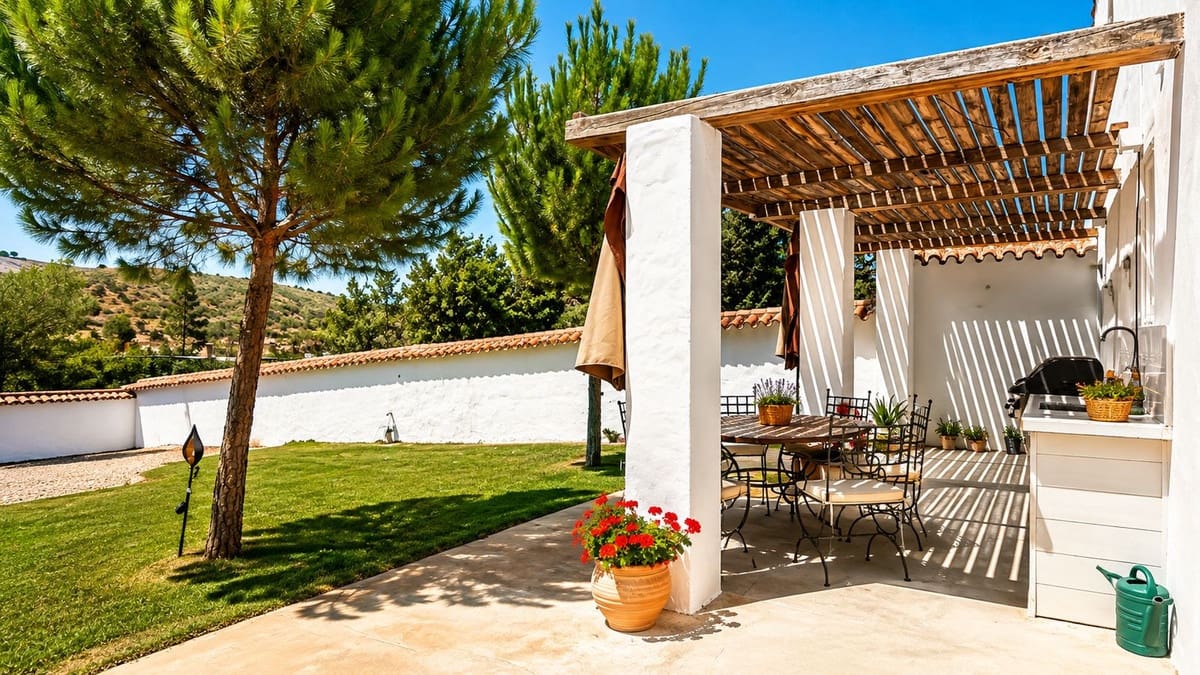 5 chambre Finca/Maison de Campagne à vendre à Villanueva del Rosario avec piscine - 988 000 € (Ref: 10021231)