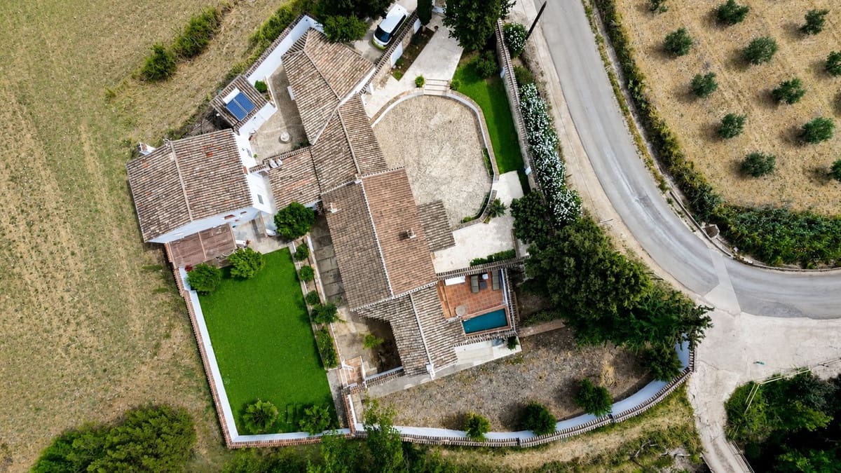 5 chambre Finca/Maison de Campagne à vendre à Villanueva del Rosario avec piscine - 988 000 € (Ref: 10021231)