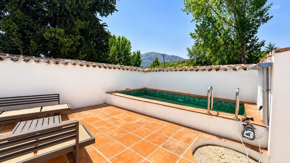5 bedroom Finca/Country House for sale in Villanueva del Rosario with pool - € 988,000 (Ref: 10021231)