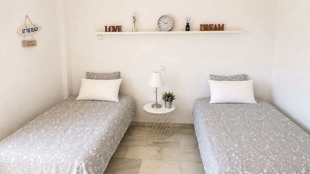 2 quarto Penthouse para venda em La Cala de Mijas com piscina garagem - 699 000 € (Ref: 10033278)