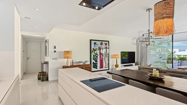 3 soverom Leilighet til salgs i Estepona med svømmebasseng garasje - € 899 000 (Ref: 10036018)