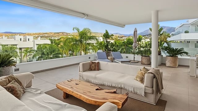 3 soverom Leilighet til salgs i Estepona med svømmebasseng garasje - € 899 000 (Ref: 10036018)
