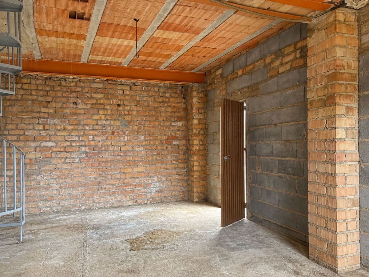 2 quarto Moradia Geminada para venda em Comares com garagem - 165 000 € (Ref: 10042155)