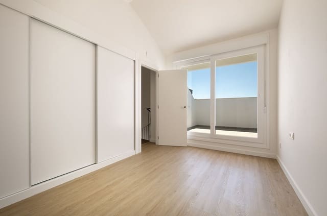3 quarto Apartamento para venda em Fuengirola com piscina garagem - 375 000 € (Ref: 10060796)
