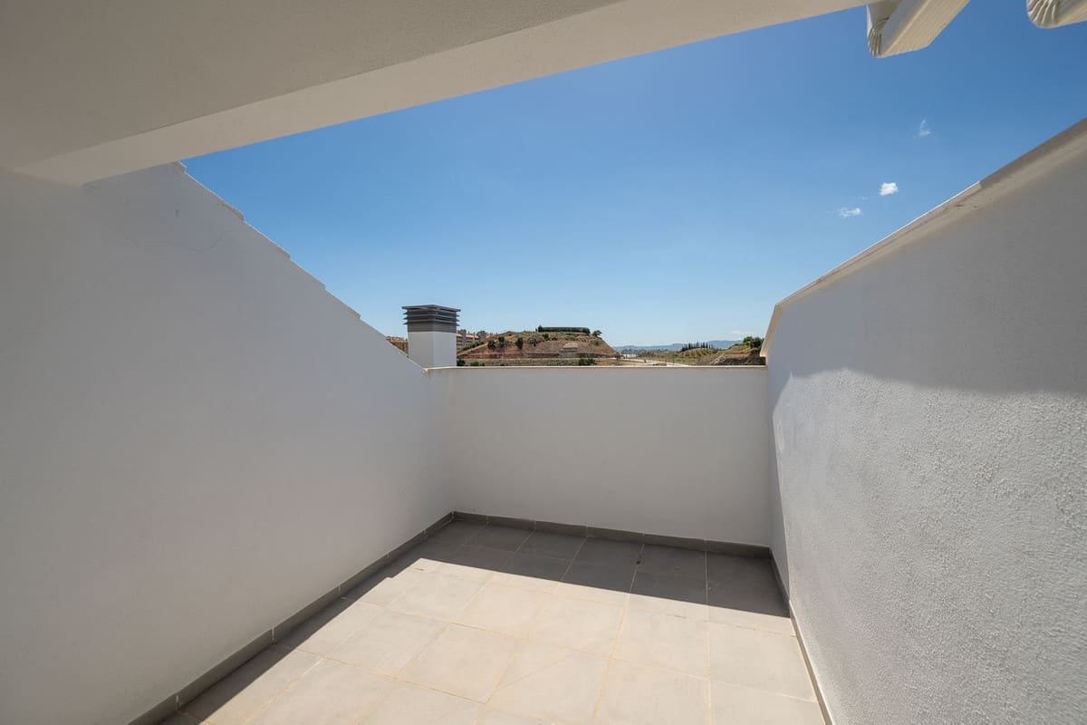 3 quarto Apartamento para venda em Fuengirola com piscina garagem - 375 000 € (Ref: 10060796)