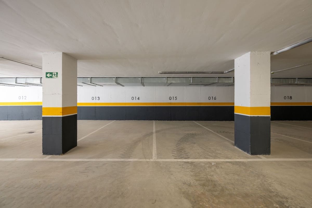 3 quarto Apartamento para venda em Fuengirola com piscina garagem - 375 000 € (Ref: 10060796)