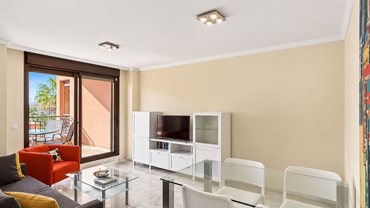 2 soverom Leilighet til salgs i Mijas Costa med svømmebasseng garasje - € 299 000 (Ref: 10095748)