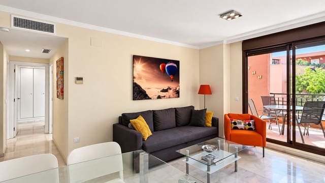 2 soverom Leilighet til salgs i Mijas Costa, Mijas med svømmebasseng garasje - € 299 000 (Ref: 10095748)