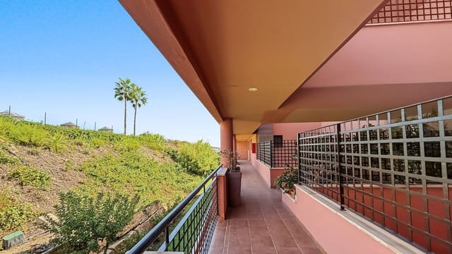 2 soverom Leilighet til salgs i Mijas Costa, Mijas med svømmebasseng garasje - € 299 000 (Ref: 10095748)