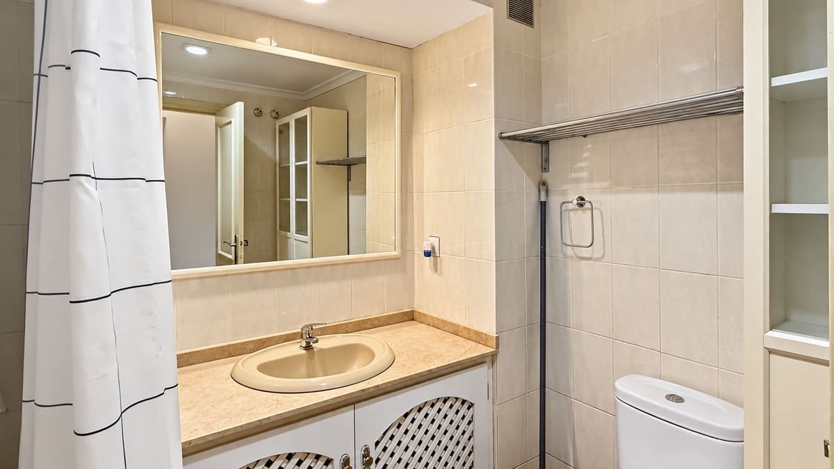 Apartamento de 2 habitaciones en Riviera del Sol en venta con piscina - 299.000 € (Ref: 10116041)