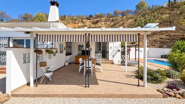 3 soveværelse Villa til salg i Colmenar med swimmingpool garage - € 375.000 (Ref: 10163282)