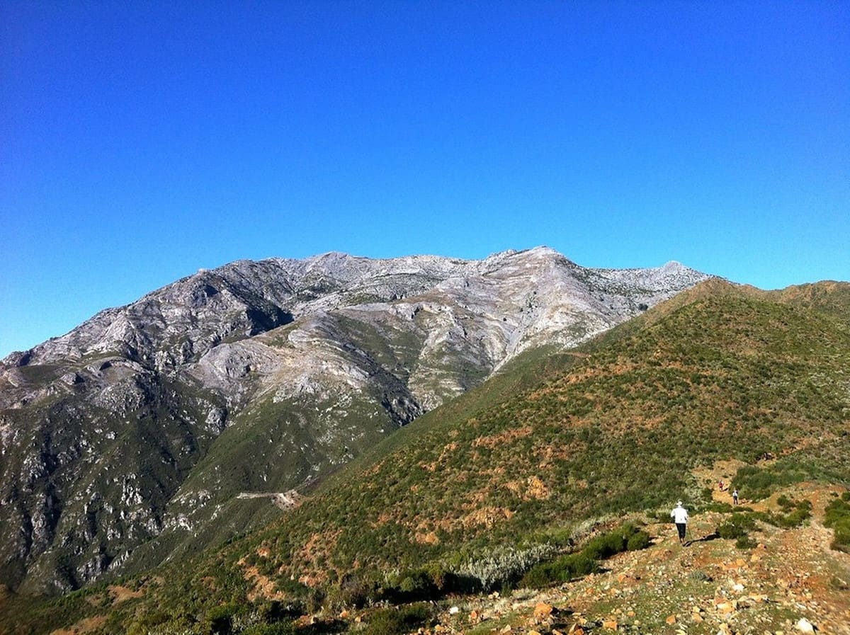 33 chambre Hôtel à vendre à Tolox avec garage - 970 000 € (Ref: 7898776)