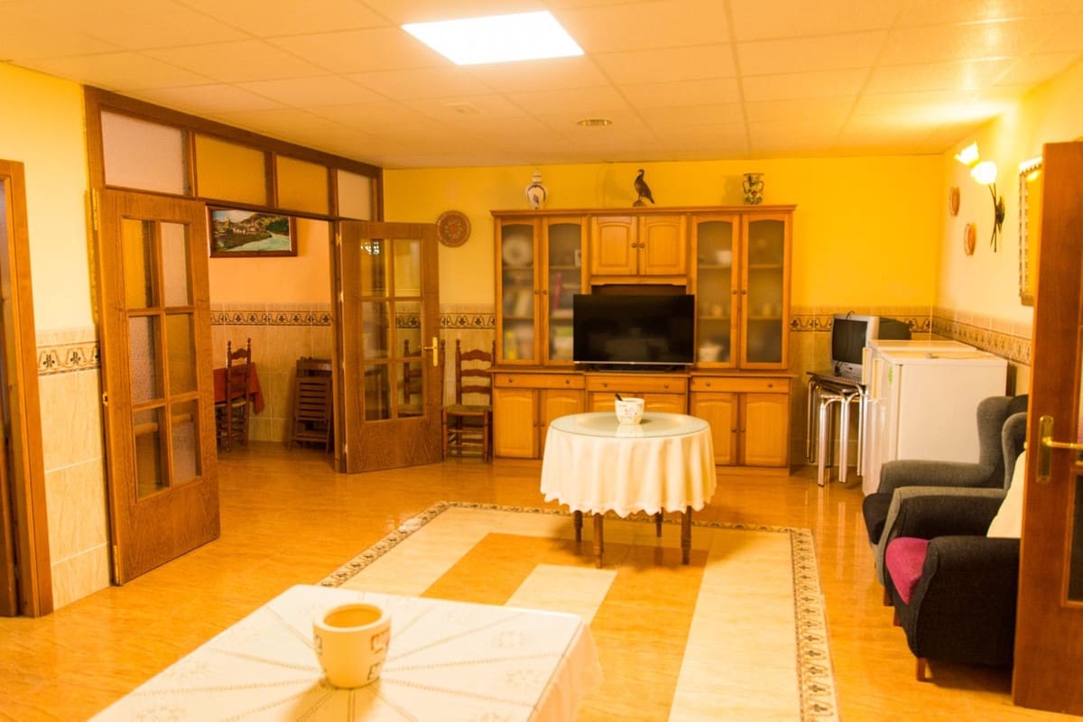 33 soveværelse Hotel til salg i Tolox med garage - € 970.000 (Ref: 7898776)