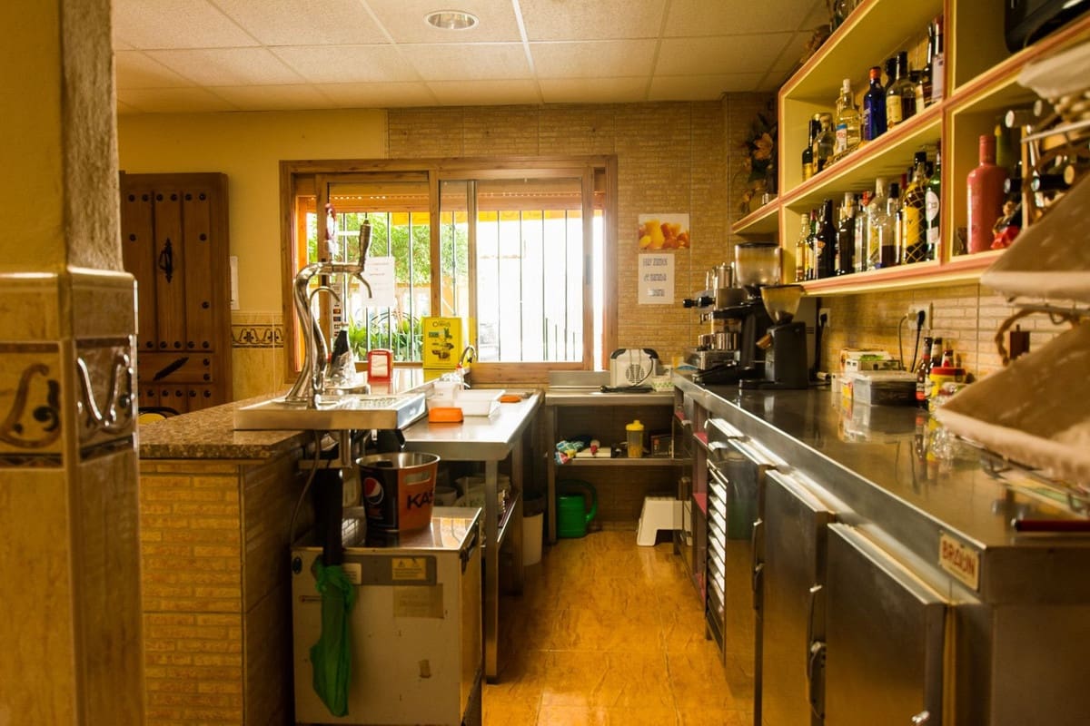 33 soveværelse Hotel til salg i Tolox med garage - € 970.000 (Ref: 7898776)