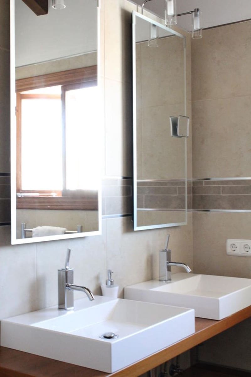 10 quarto Hotel para venda em Velez-Malaga com piscina - 990 000 € (Ref: 8193723)