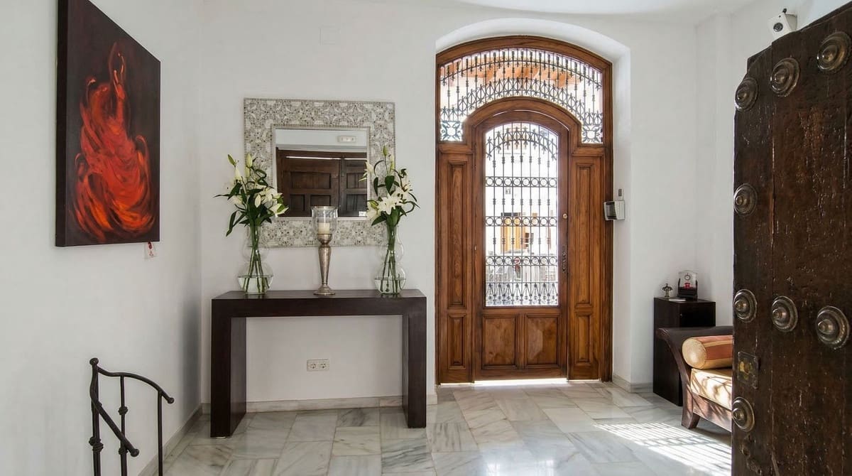 Hotel de 10 habitaciones en Vélez-Málaga en venta con piscina - 990.000 € (Ref: 8193723)