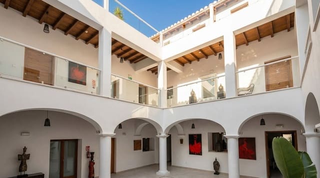 10 slaapkamer Hotel te koop in Vélez-Málaga met zwembad - € 990.000 (Ref: 8193723)