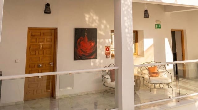 10 slaapkamer Hotel te koop in Vélez-Málaga met zwembad - € 990.000 (Ref: 8193723)