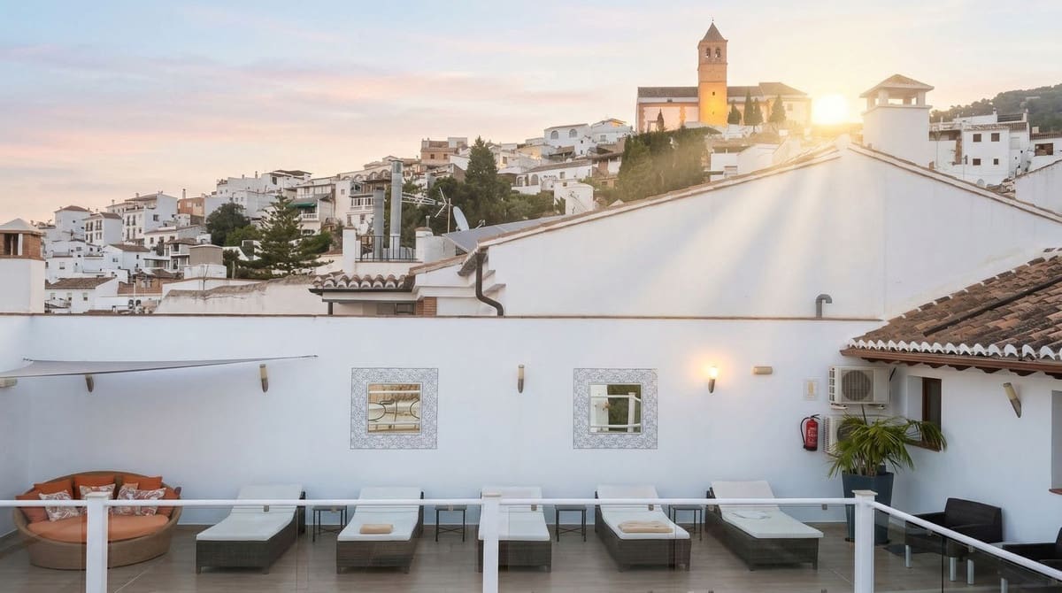 10 camera da letto Hotel in vendita in Velez-Malaga con piscina - 990.000 € (Rif: 8193723)