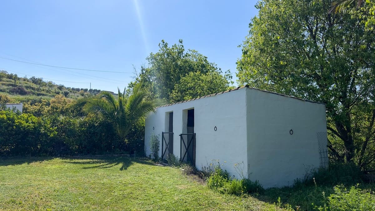3 bedroom Finca/Country House for sale in Alhaurin el Grande with pool garage - € 680,000 (Ref: 8304383)