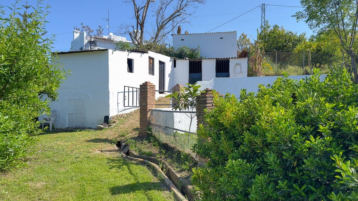 3 bedroom Finca/Country House for sale in Alhaurin el Grande with pool garage - € 680,000 (Ref: 8304383)