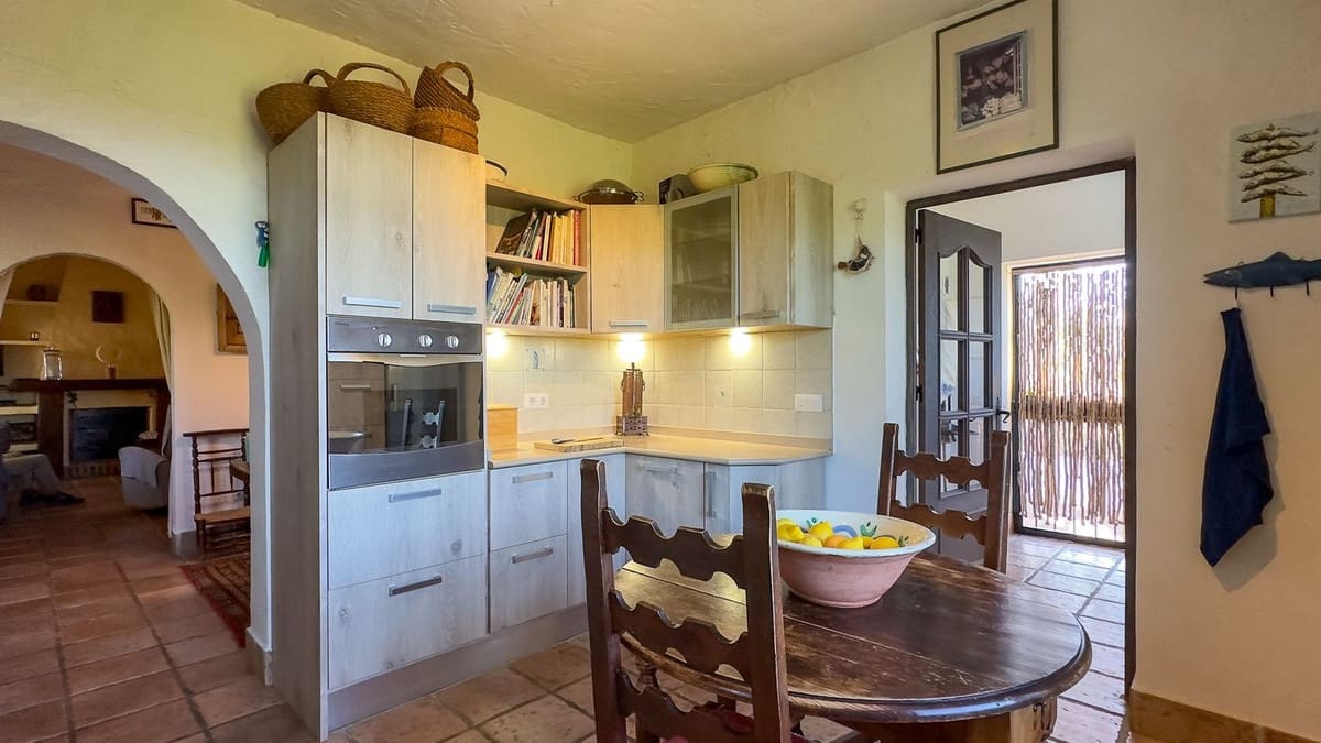 3 soverom Finca/Herregård til salgs i Alhaurin el Grande med svømmebasseng garasje - € 680 000 (Ref: 8304383)