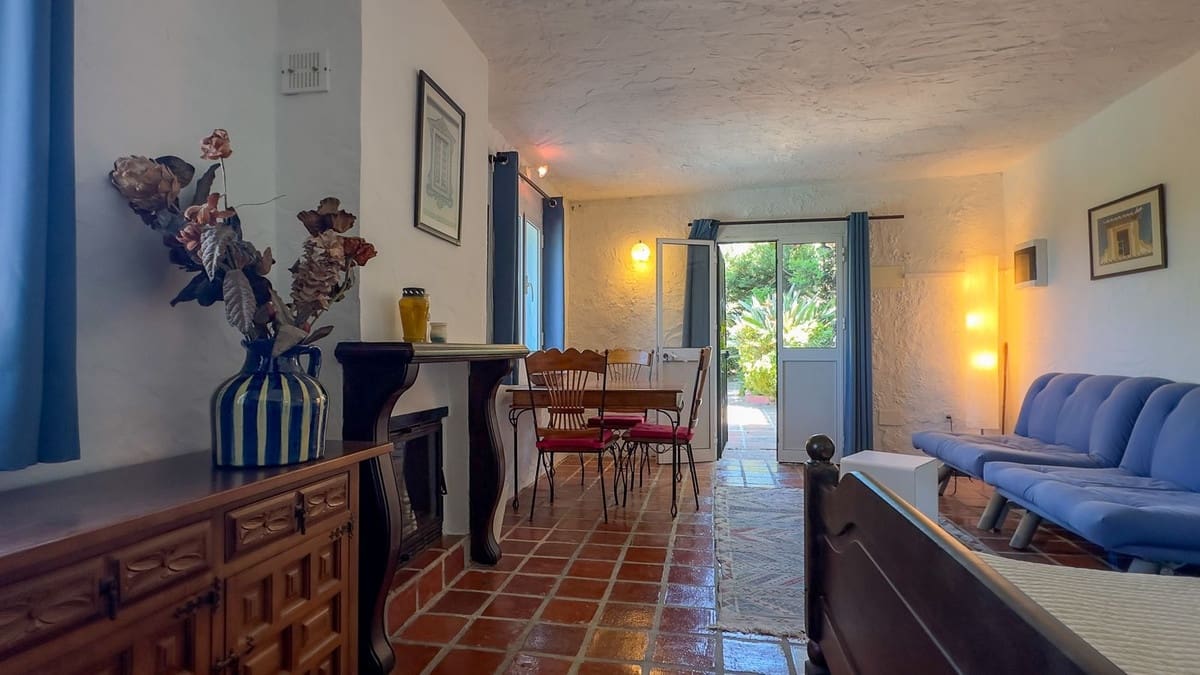 3 soverom Finca/Herregård til salgs i Alhaurin el Grande med svømmebasseng garasje - € 680 000 (Ref: 8304383)