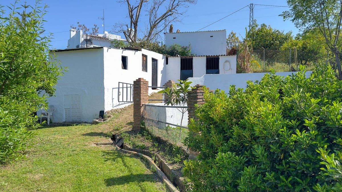 3 soverom Finca/Herregård til salgs i Alhaurin el Grande med svømmebasseng garasje - € 680 000 (Ref: 8304383)